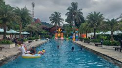 Menikmati Wisata Alam dan Kuliner di Teras Padi Brebes