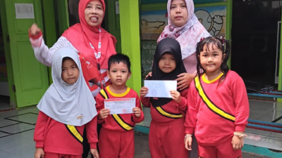 TK Tut Wuri Slawi Salurkan Donasi untuk Korban Bencana di Aceh dan Sumatera