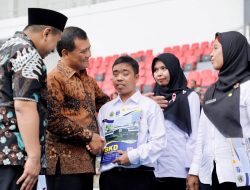 Senyum Haru Penyandang Disabilitas Saat Menerima SK PPPK Paruh Waktu Pemprov Jateng