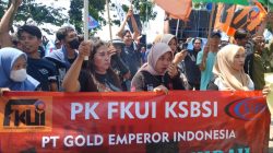 Ribuan Buruh di Brebes Demo di KPT, Ini Tuntutannya