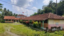 Inilah Sekolah yang Lahir dari Keberanian Warga Menyelamatkan Kereta Api