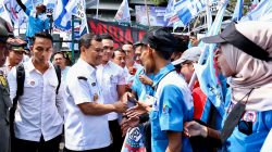 Gubernur Ahmad Luthfi Temui Buruh yang Berdemo, Usai Tetapkan UMP 2026