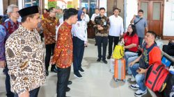 Wapres Gibran Tinjau Layanan Libur Nataru di Stasiun Tawang Semarang