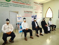 Teknologi Virtual Reality Hadir di Rannah Festival Pondok Modern Tazakka 