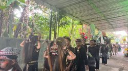 Ribuan Santri Ponpes Sunan Giri Gelar Karnaval Budaya