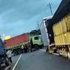 Kecelakaan Truk di Flyover Kretek Paguyangan Brebes, Arus Lalu Lintas Sempat Macet